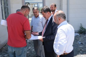 Belediye Başkanımız Sayın Bekir Aksun, Terzibaba Külliyesi inşaatında devam eden çalışmaları yerinde inceledi.