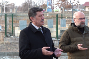 Belediye Başkanımız Sayın Bekir Aksun’dan Deprem Şehitliği Anıtına Ziyaret