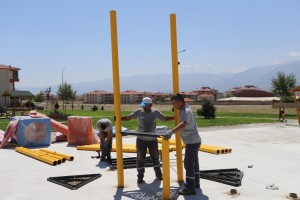 İki Yeni Çocuk Oyun Parkı Yapılıyor