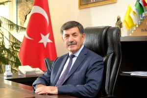 Belediye Başkanımız Sayın Bekir Aksun’un "10 Aralık İnsan Hakları ve Demokrasi Haftası” mesajı.