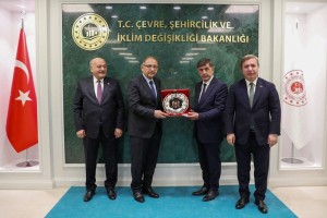 Belediye Başkanımız Sayın Bekir Aksun, Çevre, Şehircilik ve İklim Değişikliği Bakanı Sayın Mehmet Özhaseki’yi ziyaret etti.