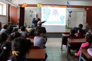 Erzincan Belediyesinden Öğrencilere Temizlik Eğitimi
