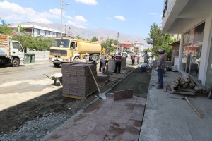 Erzincan Belediyesi bakım onarım çalışmalarına devam ediyor