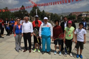 Erzincan\'da Gençlik Yürüyüşü