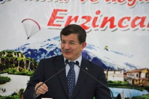 Başbakan Davutoğlu Erzincan\'da