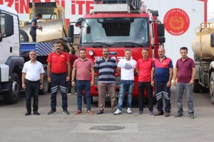 Erzincan Belediyesi ekipleri destek için Manavgat'a hareket etti