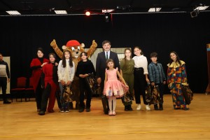 Erzincan Belediyesi çocukları tiyatroyla buluşturmaya devam ediyor