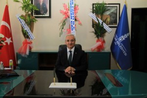 Erzincan Belediye Başkanı Cemalettin Başsoy Görevine Başladı