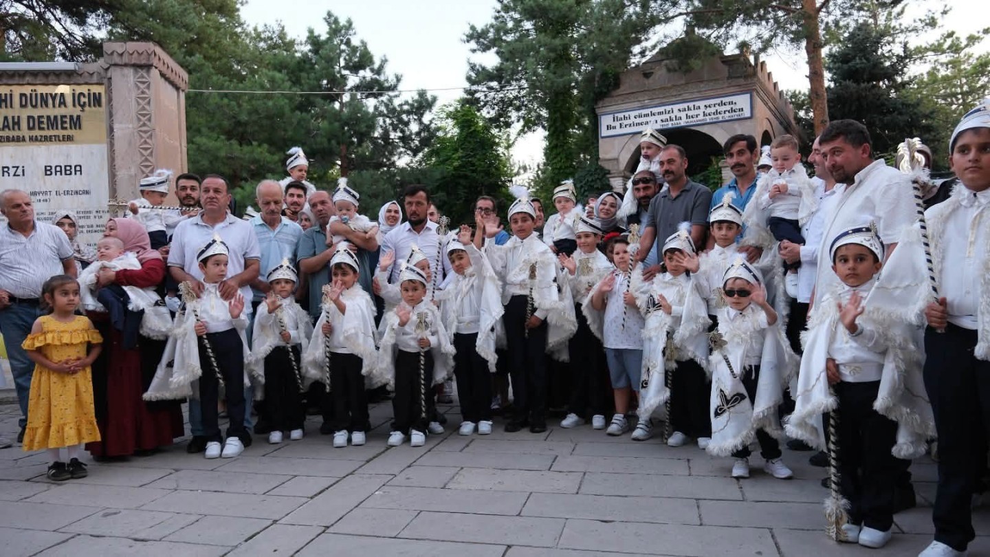 Geleneksel Toplu Sünnet Şöleni Yapıldı
